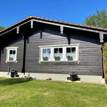 Blockhaus Am Edersee * Harbshausen